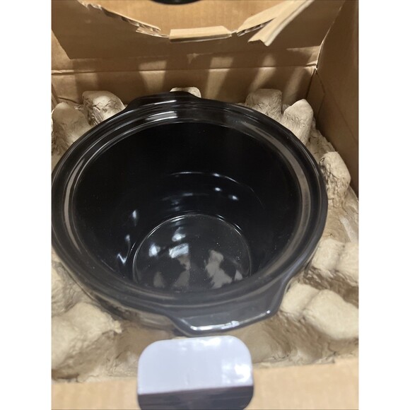 Mainstays (YHJ20DM) Black & Gray 2 Quart Slow Cooker With Three Heat Settings - Picture 4 of 7